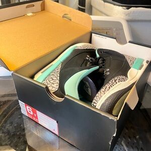 Jordan Kids Black and Mint Green Retro Basketball Sneakers